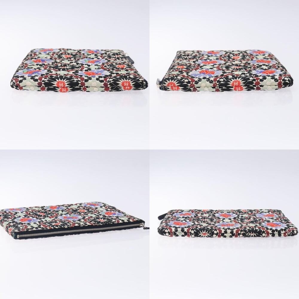 Chanel Matelasse Clutch Bag - Picture 3 of 6